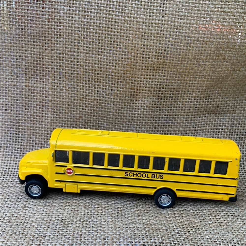Yellow Die-Cast School Bus Toy